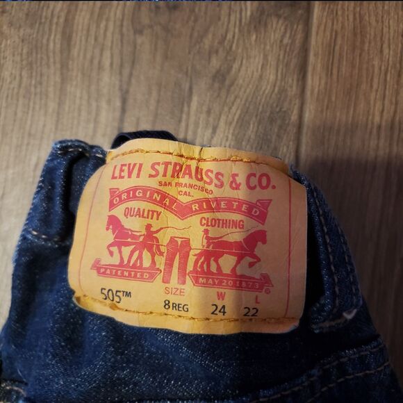 Levis 505 Dark Denim Jeans Kids Sz 8 Reg 24x22 - Picture 6 of 6